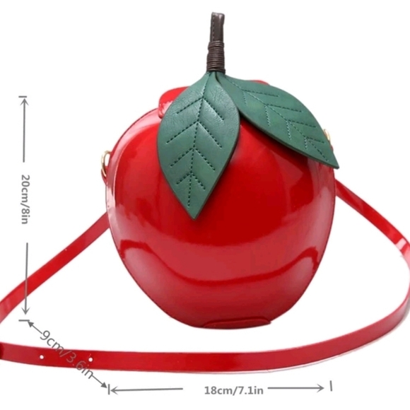 🍎 🔹️Apple  novelty red fruit shaped  crossbody shoulder Bag ✨️🍎 - Picture 5 of 12